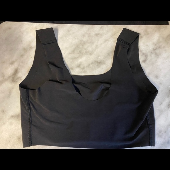 Victoria Secret sports bra - Picture 2 of 2